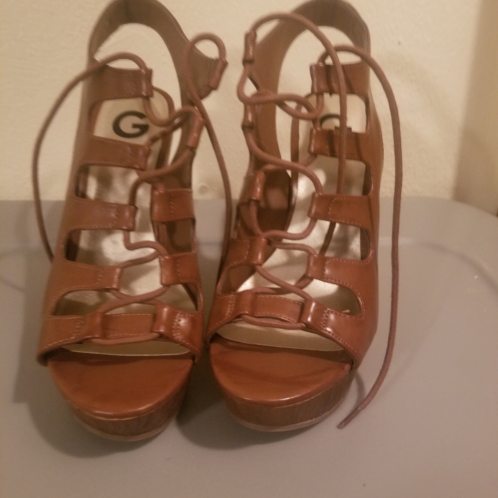 Sandles